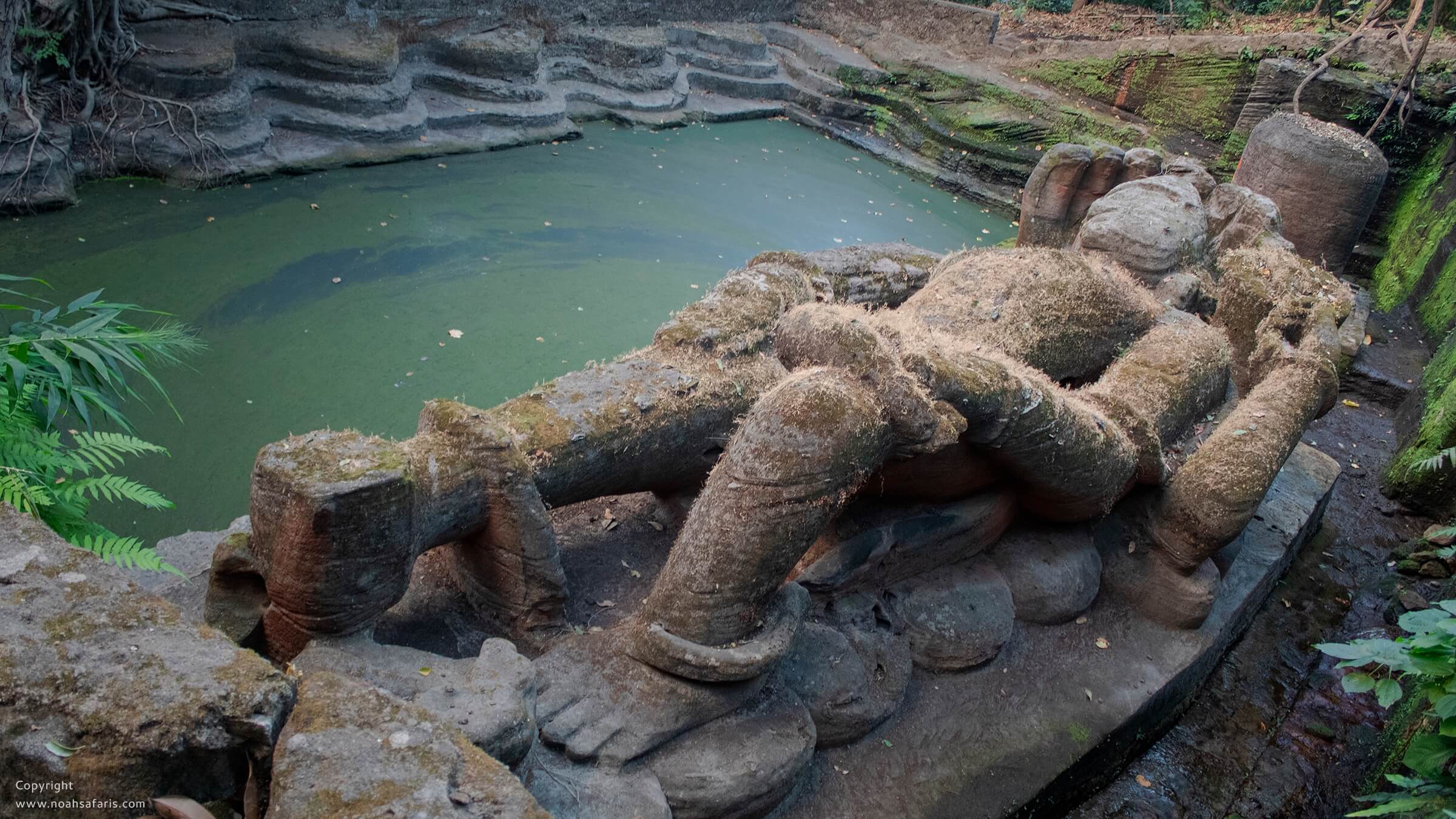 sheshshaiya-monolithic-statue-vishnu-tala-bandhavgarh-near-by-place-to-see