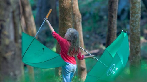 guest-safaris-kids-jungle-lodges-camps-nature-young-naturalist